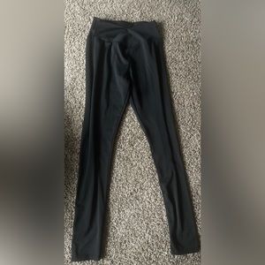 Black crossover leggings size 4